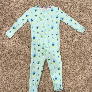 Magnetic Me Ice Cream Footie 🍦